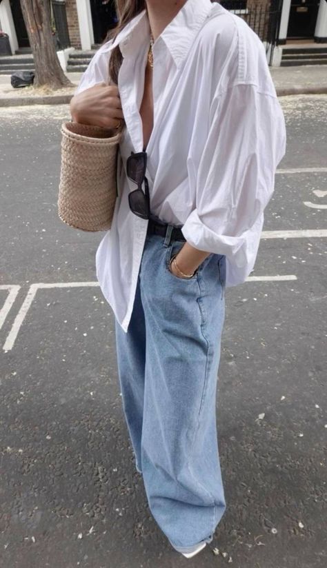 Italian Summer Outfits, Look Jean, Looks Street Style, Outfit Trends, Mode Inspo, 가을 패션, Mode Inspiration, Spring Summer Outfits, Minimal Fashion