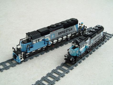 /by Mad physicist #flickr #LEGO #MAERSK #locomotive Lego Train Tracks, Lego City Train, Lego Fire, Lego Train, Lego Ship, Lego Vehicles, Lego Modular, Lego Trains, Amazing Lego Creations