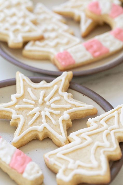 Cream Cheese Cookie Frosting, Sugar Free Christmas Cookies, Sugar Free Cookie Recipes, Best Christmas Cookie Recipes, Sugar Cookie Icing Recipe, Cookie Icing Recipe, Cut Out Cookie Recipe, Sugar Free Baking, Sugar Free Recipes Desserts