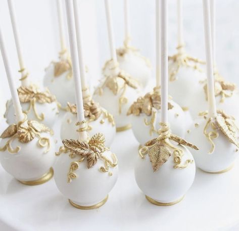 Cake Pops For Wedding, Fancy Cake Pops, Wedding Dessert Ideas, Elegant Cake Pops, Wayfarers Chapel, Cake Pop Designs, Cap Cake, Cake Pop Decorating, Wedding Cake Pops