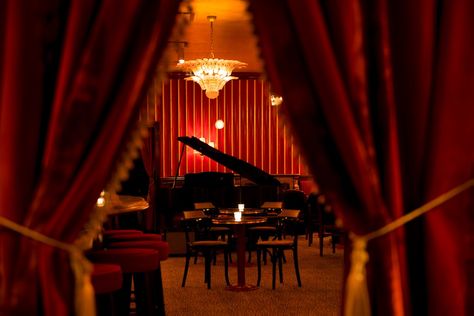 Always in Tune: 7 Great New York City Piano Bars Freehand Hotel, Leopard Carpet, Jane Hotel, Rose Blood, Jazz Night, London Stadium, Speakeasy Party, Cats The Musical, Jazz Lounge