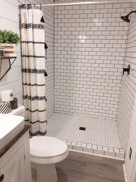 Tile Walk In Shower, Full Bathroom Remodel, Luxury Master Bathrooms, Bathroom Farmhouse Style, Restroom Decor, Small Bathroom Makeover, Bathroom Redesign, Bathroom Remodel Shower, Bathroom Remodel Designs