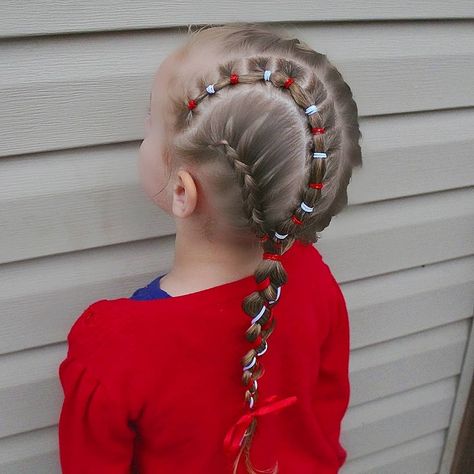 Candy Cane Hairstyle, Candy Cane Hair, Picture Day Hair, Spirit Week, Picture Day, Kids Hair, Candy Canes, Easy Kids, Hair Designs