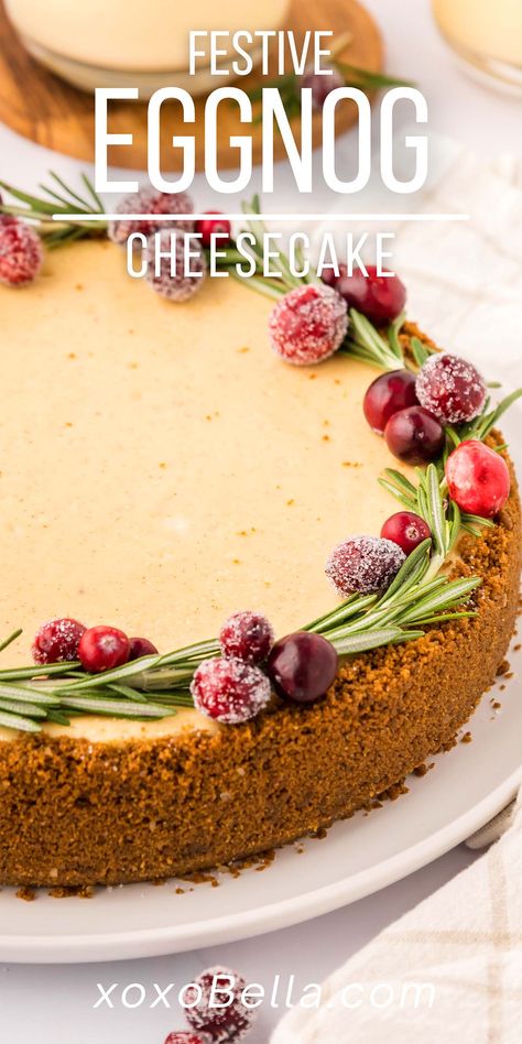 Easy Eggnog Cheesecake, Easy Graham Cracker Crust, Homemade Christmas Desserts, Cheesecake Recipe Easy, Classic Christmas Dessert, Eggnog Cheesecake Recipe, Cheesecake Recipes Easy Homemade, Easy Eggnog, Eggnog Cheesecake