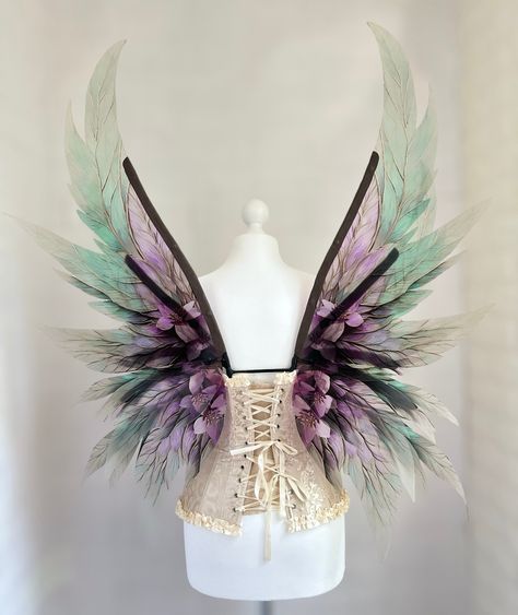 Feathered Fairy Wings, Fairy Goddess Costume, Flower Angel Wings, Feathered Wings, Fairy Staff, Wedding Dress With Wings, Purple Wings, Fairy Halloween Costumes For Women, Diy Feather Wings