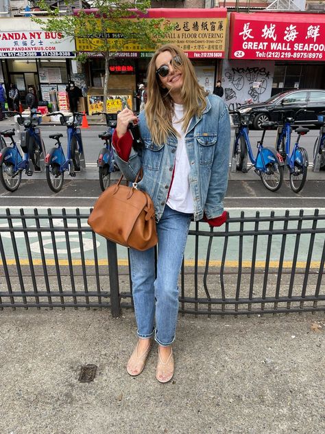 Courtney Grow, Le Catch, Grow On Instagram, Product Recommendations, New York Street, May 22, The Girl Who, Maternity Clothes, The List