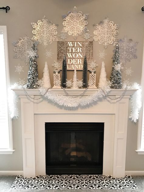 Winter Wonderland Holiday Mantel – Ellery Designs #HobbyLobbyMade #HobbyLobbyHoliday #ad White Christmas Chimney Decoration, Winter Wonderland Room Decor, Winter Wonderland Fireplace Decor, Winter Wonderland House Decor, Winter Wonderland Bedroom Ideas, Christmas Wonderland Decorations Indoor, Winter Wonderland Decorations Christmas, Winter Wonderland Living Room, Christmas Winter Wonderland Theme