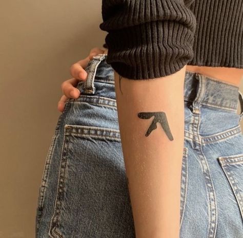 Slowdive Tattoo, Duster Tattoo, Unforgettable Tattoo, Horrible Tattoos, Master Tattoo, Twin Tattoos, Style Moodboard, Tattoo Fails, Aphex Twin