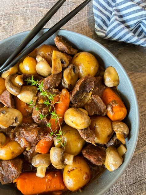 Classic Beef Stew Balsamic Beef Stew, Beef Stew Cubes, Whole30 Beef, Lamb Dinner, Classic Beef Stew, Beef Bone Broth, Paleo Beef, Balsamic Beef, Dairy Free Eggs