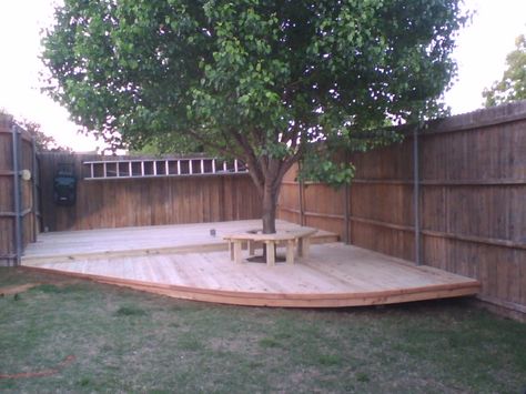 Step up deck idea for barrel oven under our large pine tree Bench Around Tree, Deck With Bench, Deck Around Trees, Bench Around Trees, Garden Design Ideas On A Budget, Landscaping Around Trees, Patio Garden Design, Wood Patio, Decks Backyard