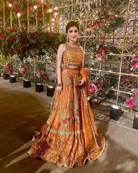 @weddinggrapherspakistan on Instagram: “Follow @weddinggrapherspakistan where everything is about weddings, dresses, photography, videography, celebrities at events & makeup DM…” Lehnga Kurti, Mehndi Function, Pakistani Party Wear Dresses, Sangeet Outfit, Mehndi Dresses, Mehndi Dress, Dresses Couture, Bridal Lehenga Collection, Bridal Dresses Pakistan