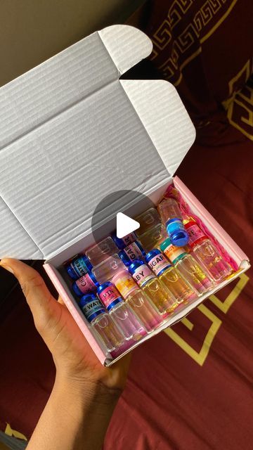 Ama✨Sanni 🎀 Oil fragrance Vendor In Ibafo / Berger on Instagram: "You don’t have to break the bank to smell good 😊 😌 when you can just get this beautiful set of perfume oil package that contains various fragrances that last up to 48hrs & leave beautiful memories wherever you go🛍️

 if you are a student and would like to start a perfume oil business send a dm 😌

🏷️ #5000
.
.
.
.
.
.
.
.
.
#smallbusiness #smallbusinessowner #reels #reelsinstagram #perfumevendorsinnigeria🇳🇬perfumevendorinabuja #perfumeoilwholesalers #perfumeoilsellerinlagos #perfumevendorinogun #perfumeoilvendorsinnigeria #reelsvideo #saturday #weekend #perfumeoilstarterpackage #perfumeoilbusiness #perfumevendorinibafo #perfumeinlagos #smallbusinessoeners #contentmarketing #fypシ #perfumevendorsinnigeria🇳🇬💞 #content Perfume Business Packaging, Perfume Oil Packaging, To Smell Good, Saturday Weekend, Hygiene Products, Beautiful Memories, Perfume Oil, A Student, Perfume Oils