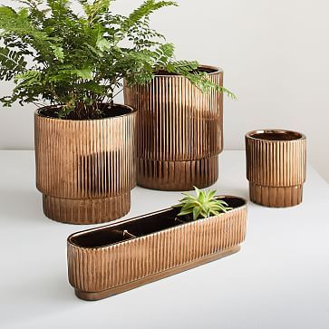 Fluted Planters - Crystal Gold Indoor Planter Ideas, Planter Designs, Gold Planter, Indoor Outdoor Planter, Indoor Planter, Planter Ideas, Modern Planters, Planter Stand, Metal Planters