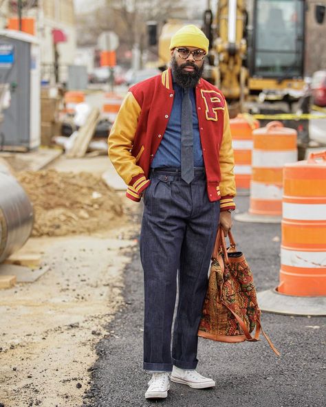 Varsity Jacket Tie Outfit, Beanie Street Style, Varsity Jacket Outfit Mens, Masc Style, Men Streetwear Fashion, Varsity Jacket Outfit, Vintage Varsity Jacket, Tie Outfit, Black Ivy