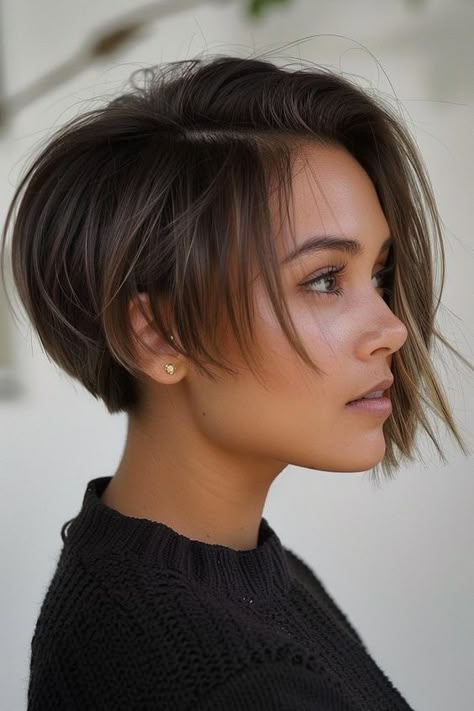 Try these fabulous neck-length bob haircuts that are all the rage. These styles will give you a youthful and vibrant appearance. Check out the link to view all the stunning options! Haircut For Girl, Bob Hair Cuts, Haircut For Girls, Feminine Short Hair, Bob Haircut For Girls, Sleek Short Hair, Pixie Haircut Ideas, Chic Haircut, Chin Length Hair