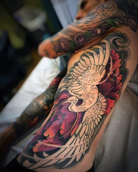 40 Japanese Crane Tattoo Designs For Men - Bird Ink Ideas Japanese Crane Tattoo, Mens Side Tattoos, Tattoo Japonais, Small Rib Tattoos, Rib Tattoos For Guys, Swan Tattoo, Crane Tattoo, Striking Beauty, Retro Tattoos