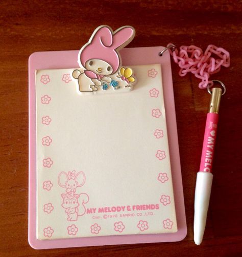 My 1976 sanrio my melody mini clipboard Cute Clipboard, Sanrio Vintage, Cute Spiral Notebooks, 80s Girl, Sticker Organization, Kawaii School Supplies, Mini Binder, Melody Hello Kitty, Christmas Barbie