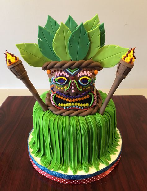 Luau Tiki Cake - Adrienne & Co. Bakery Tiki Theme Cake, Tiki Bar Cake Ideas, Tiki Cupcakes Hawaiian Luau, Tiki Party Cake, Hawaiian Cake Ideas For Men, Tiki Birthday Cake, Birthday Cake Tropical, Luau Birthday Party Cake, Tiki Cake Ideas Hawaiian Luau