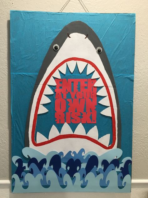 Shark Bulletin Board Ideas, Shark Classroom Door, Shark Poster Board Project, Shark Bulletin Board, Shark Classroom Decorations, Shark Door Hanger, Scuba Diver Classroom Door, Shark Door Decoration, Shark Photo Booth Diy