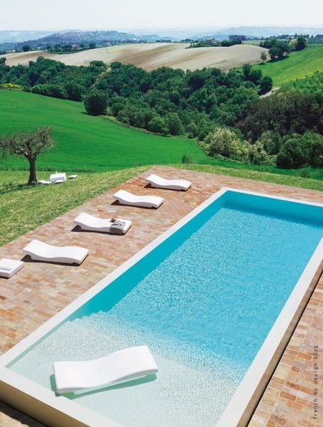 Piscine Casa Olivi -  #pool #italy  dhttp://www.novoceram.fr/blog/architecture/piscines-originales Moderne Pools, Rectangle Pool, Swimming Pool Landscaping, Modern Pools, Pool Garden, Pools Backyard, Dream Pools, Have Inspiration, Swimming Pools Backyard