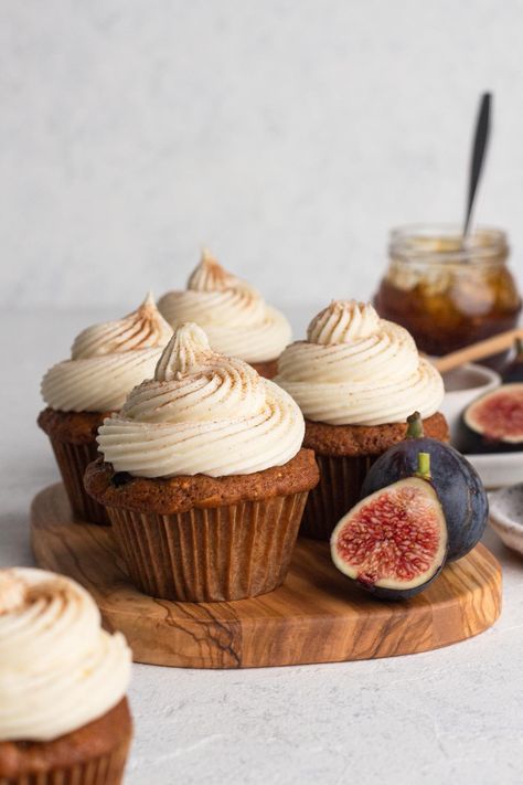 Pumpkins and apples may dominate the autumn season, but don't forget about figs! These fig cupcakes - made with fresh figs, fig jam, olive oil, and brown sugar, all topped off with a swirl of honey cream cheese frosting - are a unique and delicious fall dessert! Fig Cupcakes, Olive Oil Cupcakes, Fig Danish, Fig Jam Cake Recipes, Fig Food, Fig Baking Recipes, Fig Desert, Dessert Recipes Unique, Fig Dessert Recipes