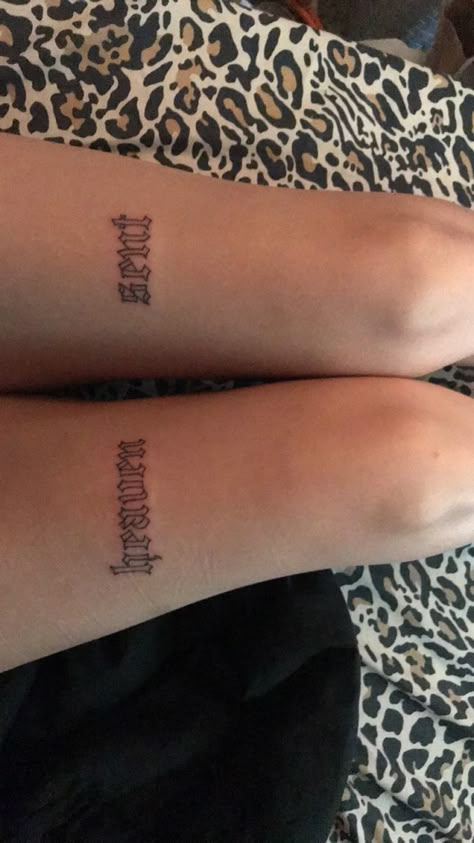 Word Tattoo On Leg, Across Knee Tattoo, Words On Knees Tattoo, Tattoed Legs Woman, Knee Lettering Tattoo, Word Knee Tattoos, Behind The Knee Tattoo Women, Word Leg Tattoos, Knee Word Tattoo