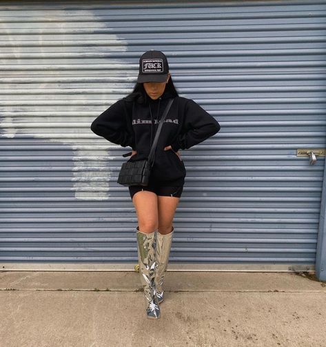 Big Lee in high demand HOODIE- @slimlead_ Silver Metallic Boots Outfit Black Women, Metallic Knee High Boots Outfit, Silver Knee High Boots Outfit, Silver Metallic Boots Outfit, Silver Boots Outfit Black Women, Metallic Boots Outfit, Winter Baddie Outfits, Concert Ideas, Black Boots Outfit