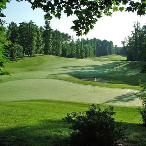 Course Spotlight 🔦 Augustine Golf Club Located just 30 miles from the Washington Beltway, golfers will find a country club atmosphere awaits them from the bag drop to the impeccable course conditions. This just may be the most beautiful and natural golf course you'll ever play. The accolades for this truly remarkable golf course just keep coming. Augustine Golf Club has a highly coveted "4.5 Star Rating" from Golf Digest, as is among the "Top 100 Golf Courses You Can Play" ranked by Golf Mag... Club Atmosphere, Golf Field, Family Vision, Golf Trophy, Golf Trophies, Golf Digest, Bach Party, Stanford University, Small Family