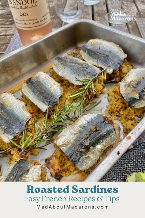 roasting dish with stuffed sardines and a bottle of French rosé wine Fresh Sardine Recipes, Fresh Sardines Recipes, Stuffed Sardines, Sardines Illustration, Fresh Sardines, Healthy Salmon Dinner, Easy French Recipes, Sardine Recipes, Mussels Recipe