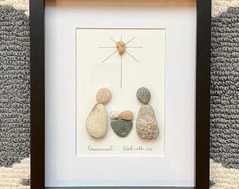 AnTiAmysGifts - Etsy Emmanuel God With Us, Sea Glass Diy, Rustic Christmas Gifts, Rock Pictures, Christmas Pebble Art, God With Us, Stone Pictures Pebble Art, Beach Glass Crafts, Mary And Joseph