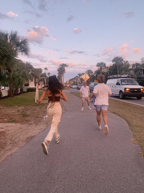 Spring In Florida, Florida Asthetic Picture, New Symerna Beach Florida Aesthetic, Friend Trips Aesthetic, Life In Florida Aesthetic, Florida Neighborhood Aesthetic, Florida Vibes Aesthetic, Fort Myers Florida Aesthetic, Gainesville Florida Aesthetic