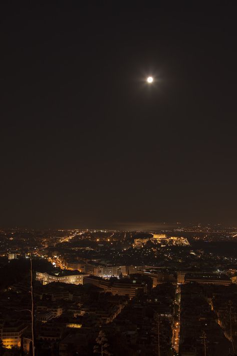 Greece Dark Aesthetic, Mount Lycabettus, Kolonaki Athens, Athens By Night, City View Night, Attica Greece, Night Scenery, Night Vibes, Night View