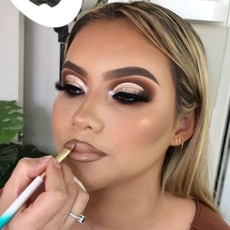 Smokey Cut Crease Eye Makeup, Nude Cut Crease Makeup, Brown Cut Crease Eyeshadow, Full Cut Crease Eye Makeup, Half Cut Crease Eye Makeup, Cut Crease Makeup Looks, Neutral Cut Crease, Coloured Makeup, Full Cut Crease