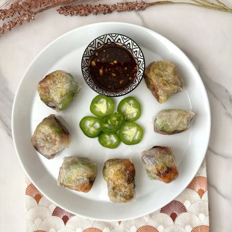 Jalapeno Salmon Bites in Crispy Rice Paper Salmon Crispy Rice Paper Rolls, Salmon Rice Paper Bites, Rice Paper Salmon Bites, Jalapeno Salmon, Jalapeno Bites, Crispy Rice Paper, Rice Paper Recipes, Rice Paper Wraps, Salmon Bites