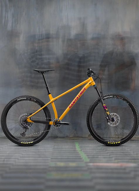 Chameleon - Mountain Bike | Santa Cruz Bicycles Santa Cruz Bicycles, Adrenaline Sports, Hardtail Mountain Bike, Bike Style, Action Sports, Aluminum Frame, Objects Design, Mountain Bike, Mountain Biking