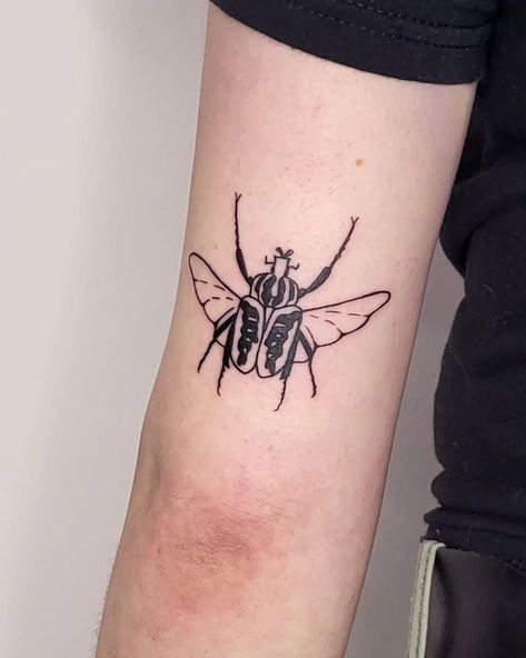 Goliath beetle for iiris ✨️🖤 thank you for choosing one of my beetles 🪲 Goliath Beetle Tattoo, Tattoo Beetle, Filler Tattoos, Goliath Beetle, Beetle Tattoo, Beetles, Small Tattoos, Amsterdam, Thank You