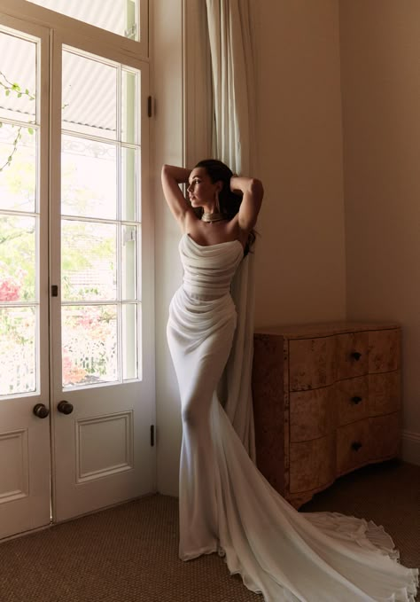 ALVA — Leah Da Gloria Leah Da Gloria Wedding Dress, Simple Wedding Dress Strapless, Leah Da Gloria, Strapless Wedding Dress Mermaid, Simple Wedding Dresses, Beach Bridal Gown, Stylish Wedding Dresses, Wedding Dresses Corset, Wedding Dresses Strapless