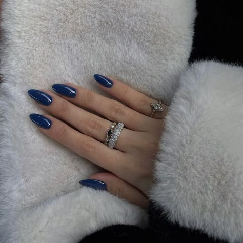 Blue Gel Nails, Dark Blue Nails, Boho Nails, Beauty Aesthetic, Blue Nail Art, New Nail Art, Minimalist Nails, Classy Nails, Types Of Nails