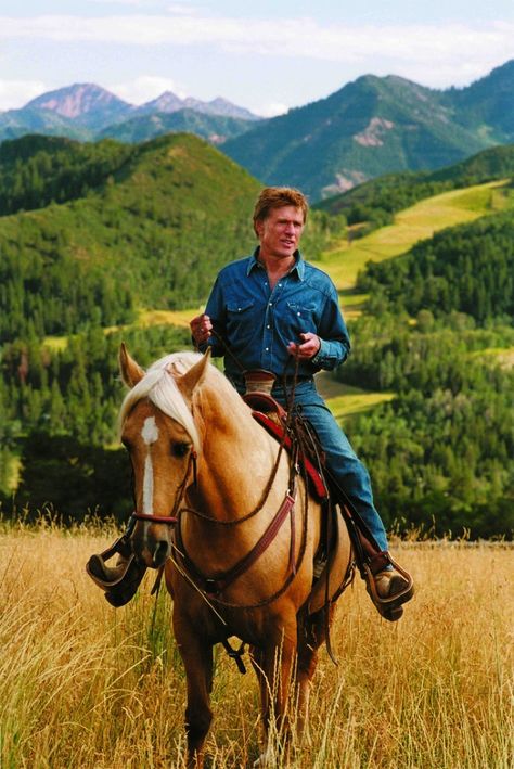 The Horse Whisperer, Hollywood Men, Robert Redford, Harrison Ford, Movie Photo, Shakira, Move On, Beautiful Horses, Santa Monica