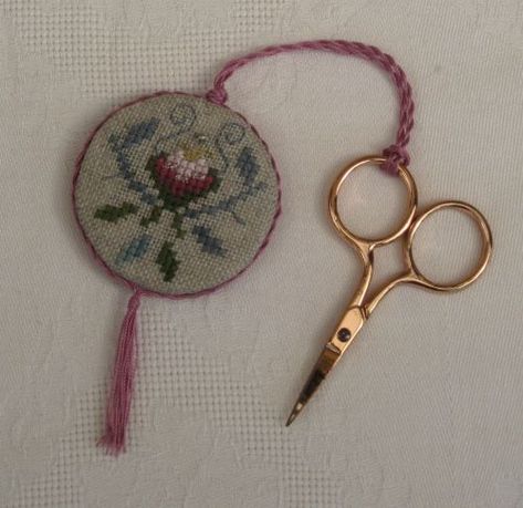 Scissor Fobs, Gold Scissors, Scissor Fob, Accessories Packing, Simple Cross Stitch, Back Stitch, Cross Stitch Art, Red Silk, Slip Stitch