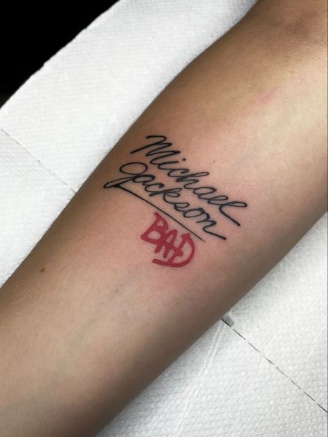 Michael Jackson Bad Tattoo, Michael Jackson Tattoo Ideas, Mj Tattoo, Michael Jackson Tattoo, Bad Michael, Michael Jackson Gif, Z Tattoo, Girl Arm Tattoos, Apple Head