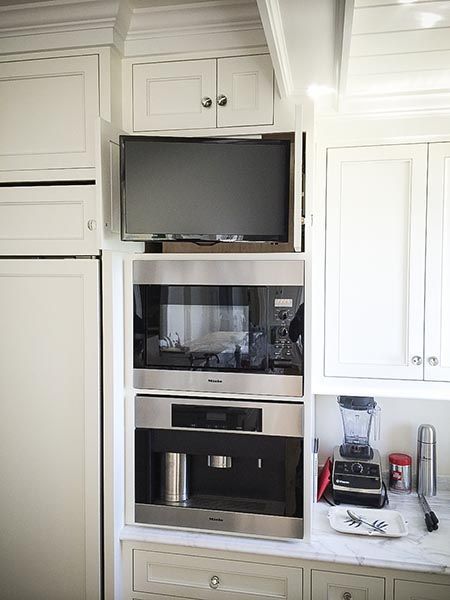 Hidden Tv Kitchen Cabinet, Tvs In Kitchen Ideas, Hidden Tv In Kitchen, Tv In Kitchen Cabinet, Kitchen Tv Wall Ideas, Tv In Kitchen Ideas, Small Kitchen Tv, Baking Nook, Tv In The Kitchen