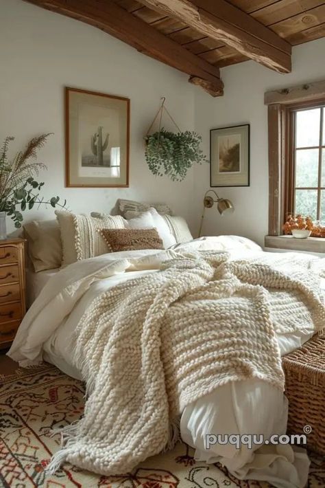 Dreamy DIY: 15 Budget-Friendly Bedroom Decor Projects - Small bedroom decor Small Adult Bedroom, Small Adult Bedroom Ideas, Bedroom Inspirations Small Room, Bedroom Inspirations Luxury, Bedroom Inspirations Vintage, Adult Bedroom Ideas, Bedroom Decor Above Bed, Bedroom Inspirations Modern, Bedroom Inspirations Cozy