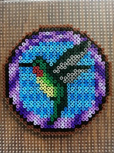 Hummingbird Perler Beads, Display Perler Bead Creations, Hummingbird Perler Bead Patterns, Ironing Beads Ideas, Ironing Beads, Beads Perler, Melt Beads Patterns, Christmas Perler Beads, Pony Bead Crafts