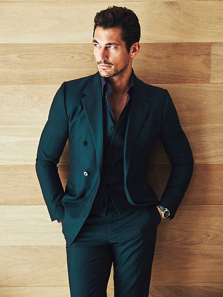 David Gandy Style, Green Suit Men, Wedding Suits For Men, Groomsmen Tuxedos, Men's Business Suits, Business Suits, Designer Suits For Men, Green Suit, David Gandy