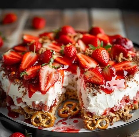 Strawberry Pretzel Salad – Naomi's Recipes Strawberry Pretzel Pie Pioneer Woman, Strawberry Pretzel Cake, Fruit Birthday Desserts, Desserts That Go With Seafood, Pretzel Strawberry Dessert, Strawberry Pretzel Trifle, Pretzel Salad Strawberry, Strawberry Pretzel Cheesecake, Jello Pudding Desserts