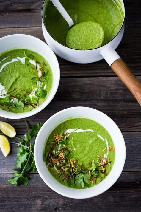 A simple delicious recipe for Thai Broccoli Soup with Coconut Milk - bursting with authentic Thai flavors. Make from scratch in 40 mins! Vegan & Gluten Free. | www.feastingathom... Thai Broccoli, Soup With Coconut Milk, Pudding Chia, Coconut Milk Soup, Broccoli Soup Recipes, Vegetarian Soup Recipes, Green Soup, Vegan Fish, Make From Scratch