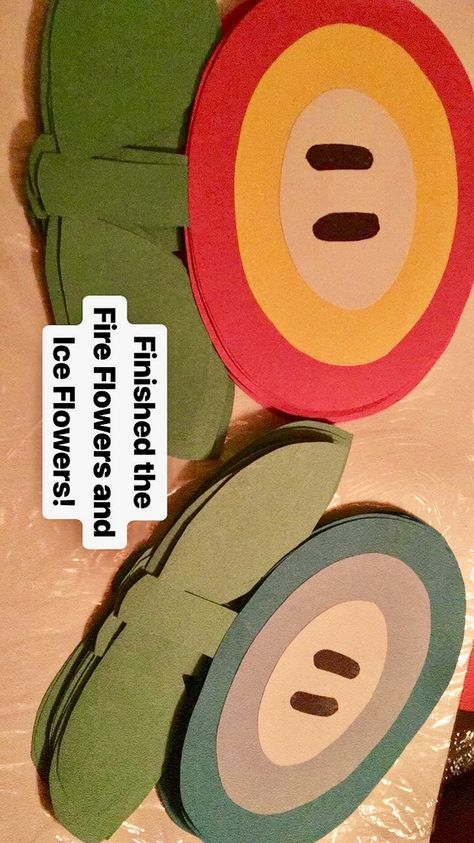 Super Mario World Decorations, Mario World Decorations, Mario Punch Board, Mario Kart Activities, Princess Peach Birthday Party Diy, Mario Halloween Decorations, Mario Cart Decorations, Mario Decorations Diy, Mario Diy Decorations