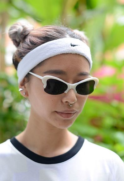 Sport Headbands Outfits, Sweatband Hairstyles, Banda Hairstyles, Sweatband Outfit, Hair Band Hairstyles Headbands, Sweatband Hairstyles Workout, Sweatbands Headband, Visor Hairstyles Cute, Hair Band Outfit