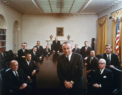 Ww2 Leaders, Lyndon Johnson, Public Servant, Lyndon B Johnson, Futuristic Home, Editing Photos, Historical People, The Kennedys, Portrait Pictures